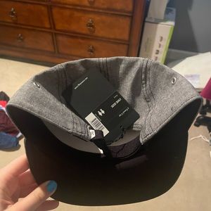 On 5 Panel Cap in gray